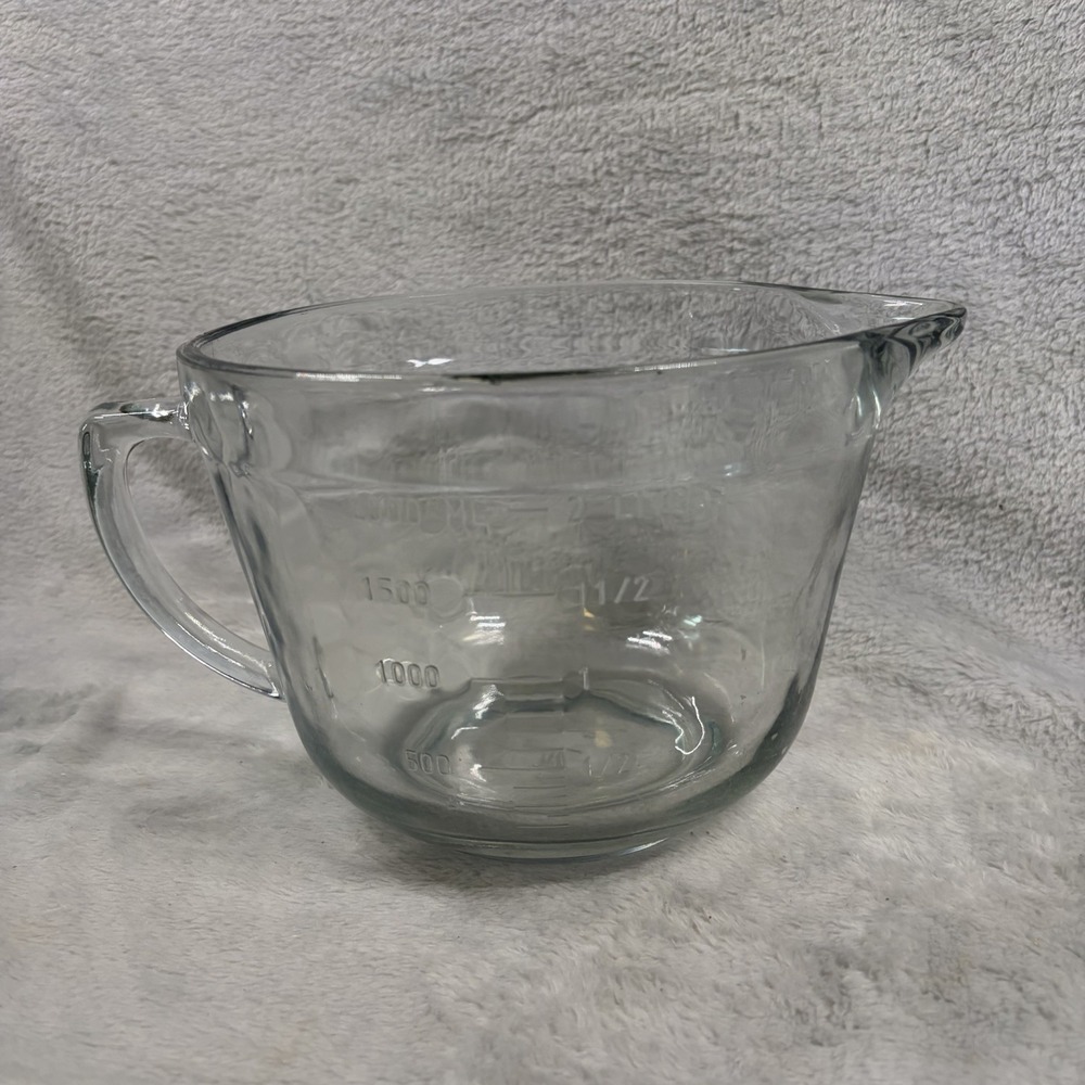 Anchor Hocking 8 Cup 2 Qt 2 Liter Measuring Clear Glass Batter Mixing Bowl EUC